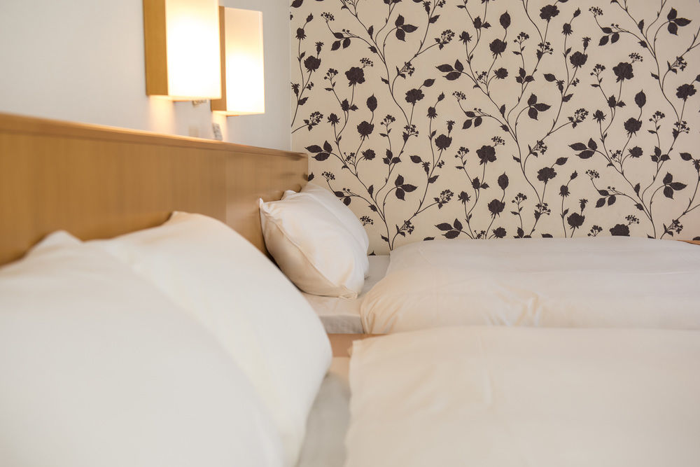 Chisun Inn Osaka Hommachi Zewnętrze zdjęcie