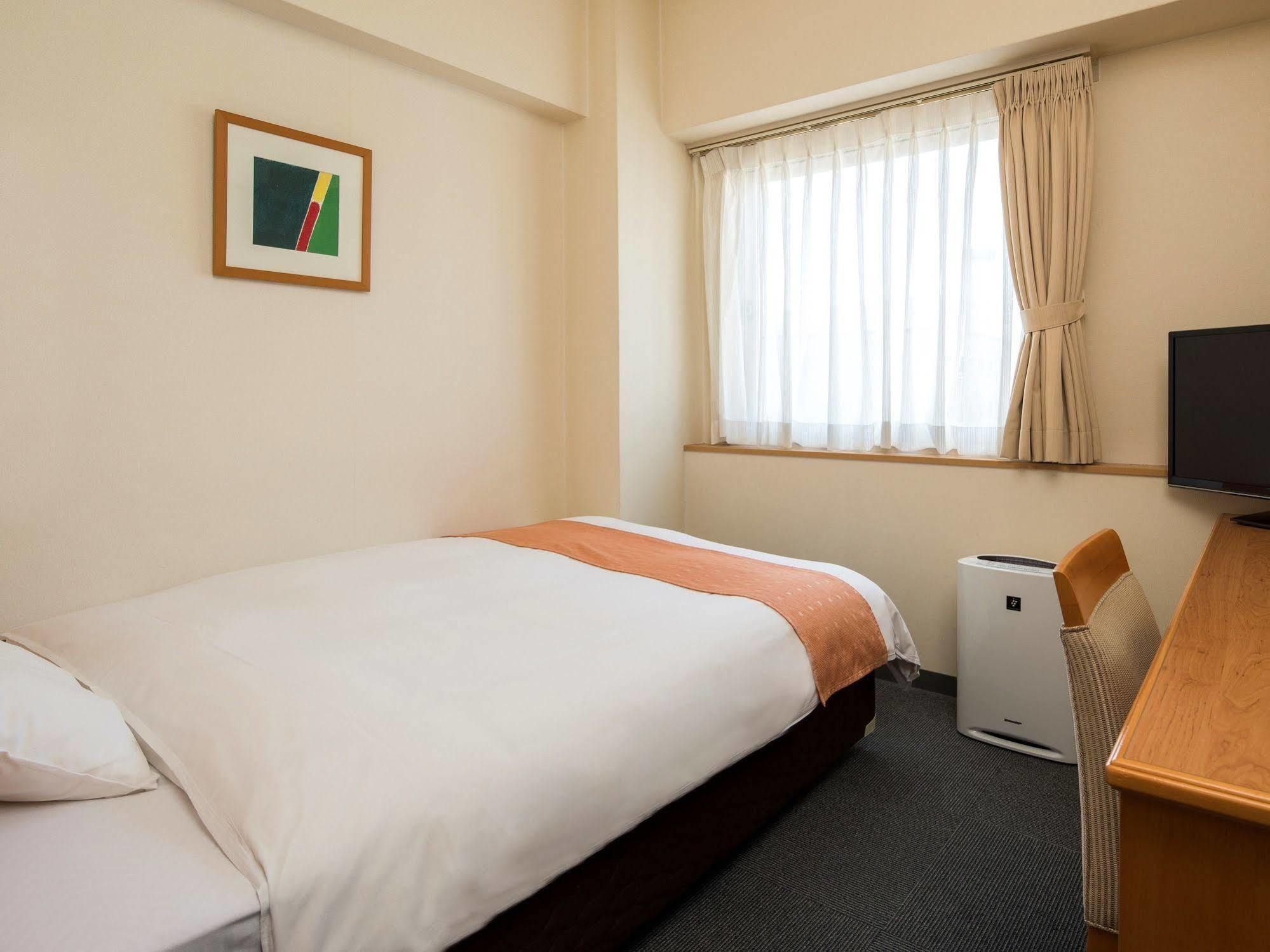 Chisun Inn Osaka Hommachi Zewnętrze zdjęcie
